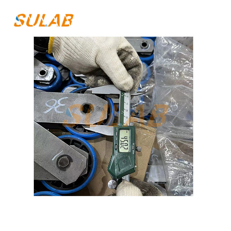 135.4mm Pitch OT Escalator Pallet Chain Travelator Pallet Moving Walk Chain