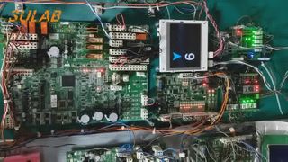 لوحة PCB للتحكم الرئيسي في Mitsubishi Elevator لتشغيل منطق النظام وقطع غيار معالجة الإشارة Pa