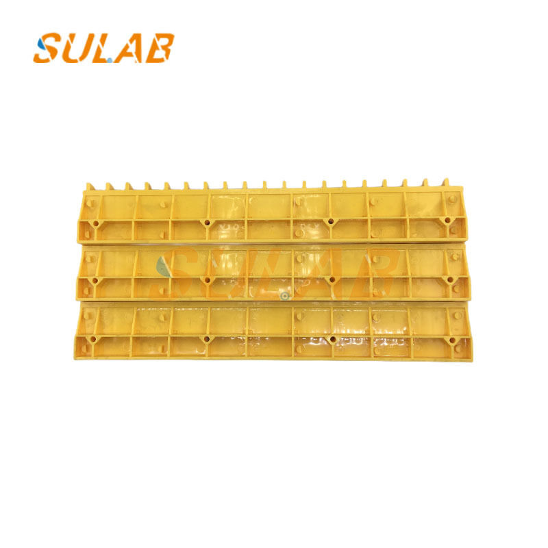 High-Grade ABS Plastic Escalator Step Demarcation Strip with 19-Tooth Snap-On Mounting and High-Brightness Yellow Safety Warning Edge for OTIS XAA455J1
