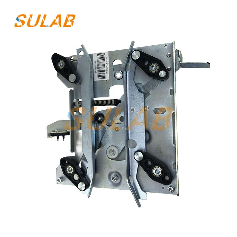 KM902670G13 R6 Short Arm Door Knife with Thickened Galvanized Steel Plate and Built-in Lock Mechanism for Elevator Door Operator Safety