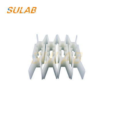 شريط المزلق لفتحات المصعد QKS9 - مادة PA المقاومة للاستعمال لتحركات الباب السلسة والتوافق مع نوع Mitsubishi